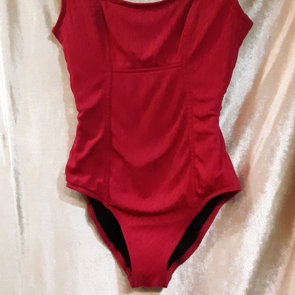 Catalina One Piece S